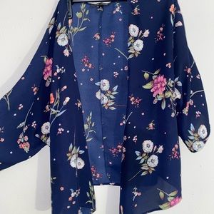 flower Cardigan with a tied front